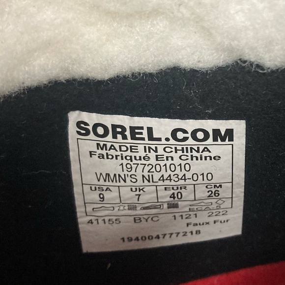 Sorel OUT N ABOUT™ III CONQUEST BOOT. Black & White. Size 9. New in Box. - Picture 14 of 16